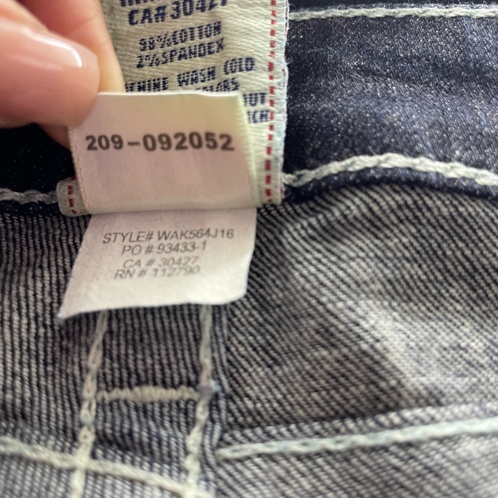 True Religion High Rise Boot Jeans - Picture 5 of 8